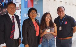 Entrega TNE 2018 Junaeb Mineduc Lorena Ventura Alfredo Araya