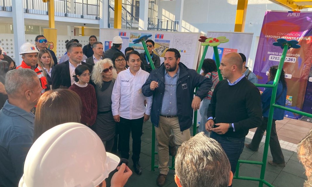 Ministro Cataldo visita Arica